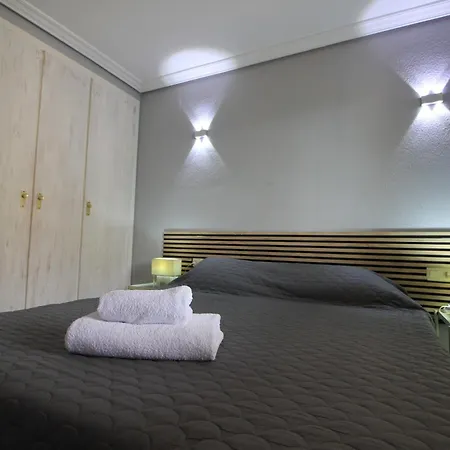 La Turquesa Apartment *